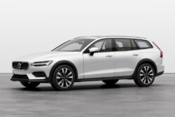 VOLVO V60 CROSS COUNTRY ULTIMATE